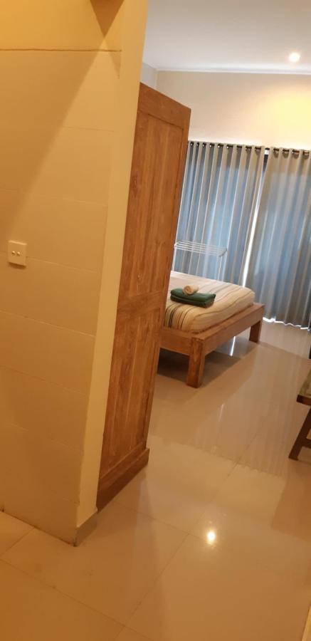 Hi Room Seminyak Exterior foto